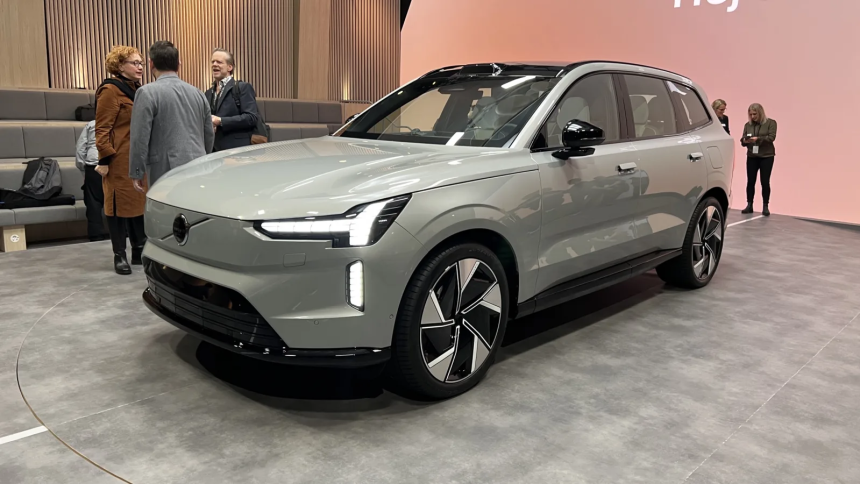 Volvo EX90 will lack certain features on launch, to come later with OTA updates